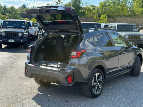 Used 2024 Subaru Crosstrek 2.0i Premium image 11