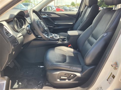 Certified 2022 MAZDA CX-9 Touring w/ Touring Premium Package image 3