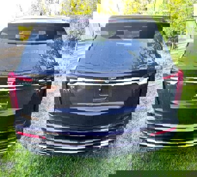 Used 2021 Cadillac XT6 Premium Luxury image 4