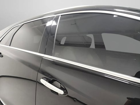 Used 2017 Cadillac XT5 FWD image 11