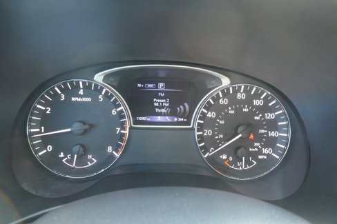 Used 2019 Nissan Pathfinder SV image 34
