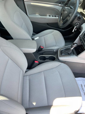 Used 2018 Hyundai Elantra SEL image 3