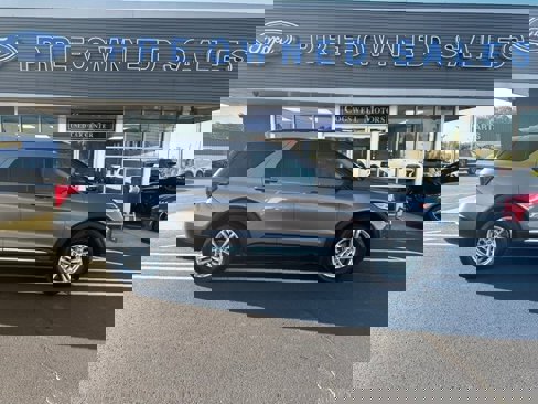 Certified 2021 Ford Explorer XLT image 4