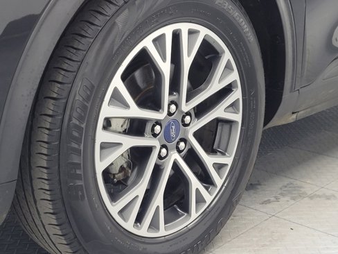 Used 2020 Ford Escape SEL image 31