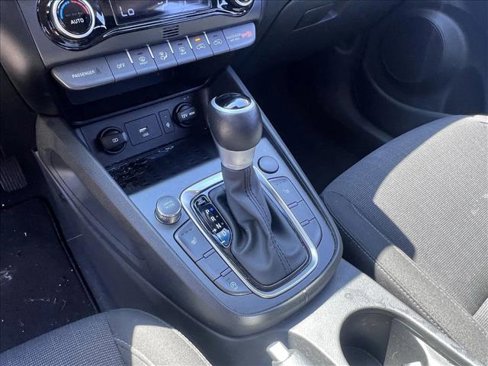 Certified 2023 Hyundai Kona SEL w/ Convenience Package image 12