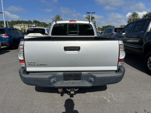 Used 2010 Toyota Tacoma 2WD Regular Cab image 6