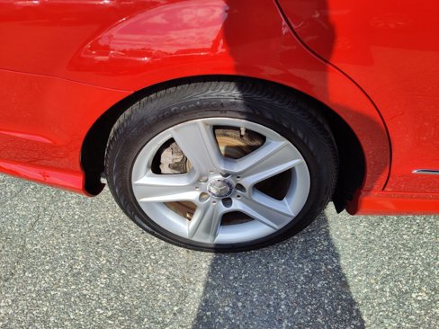 Used 2013 Mercedes-Benz C 250 Sedan image 20