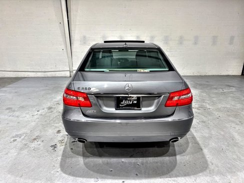 Used 2012 Mercedes-Benz E 350 Sedan image 22