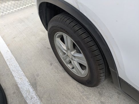 Certified 2020 Chevrolet Trax LT w/ LT Convenience Package image 8