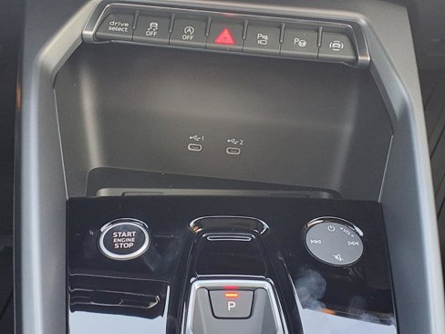 New 2025 Audi A3 2.0T Premium image 18