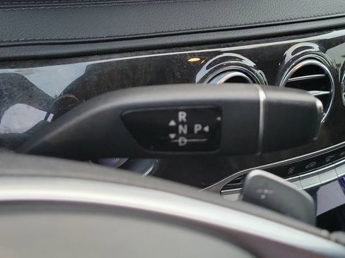 Used 2015 Mercedes-Benz S 550 Sedan image 32