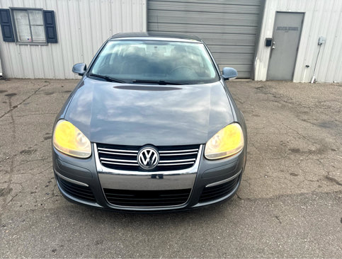 Used 2009 Volkswagen Jetta S image 2