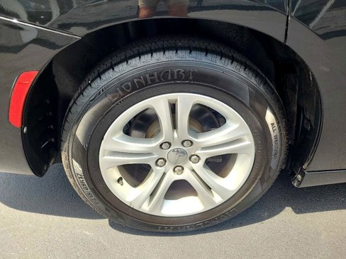 Used 2019 Dodge Charger SXT image 35