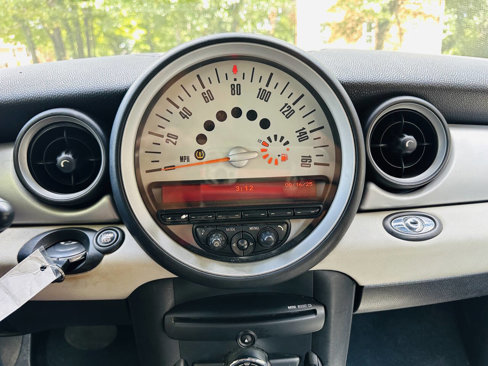 Used 2013 MINI Cooper Convertible image 25