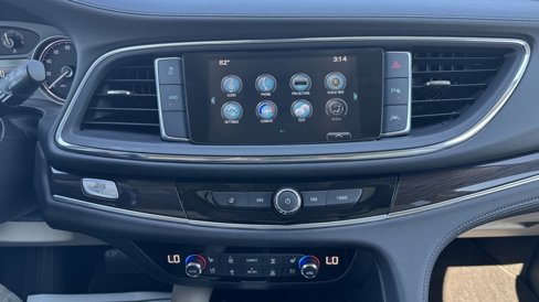 Used 2018 Buick Enclave Premium image 26
