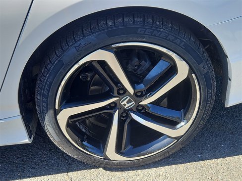 Certified 2018 Honda Accord Sport image 8