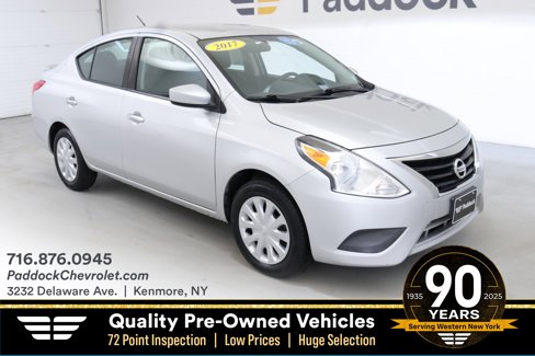 Used 2017 Nissan Versa SV image 1