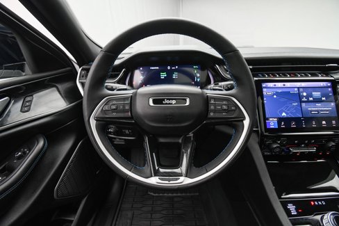 Used 2023 Jeep Grand Cherokee Trailhawk image 14