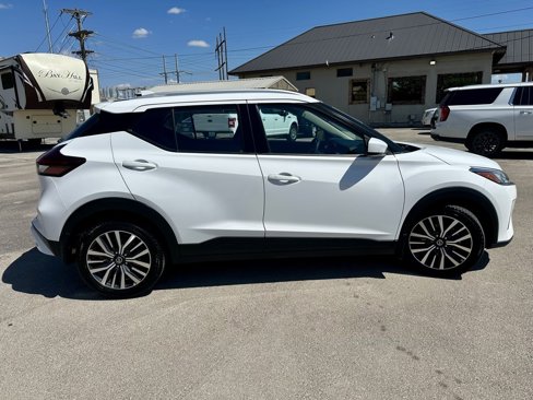 Used 2021 Nissan Kicks SV image 7