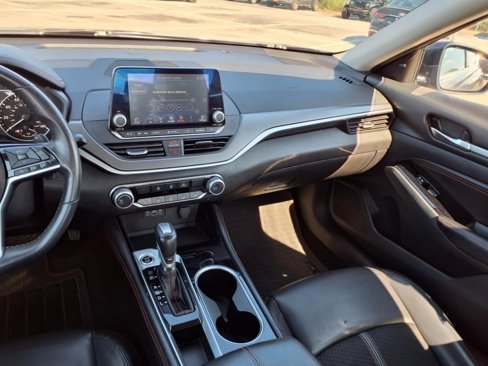Used 2023 Nissan Altima 2.5 SR image 12