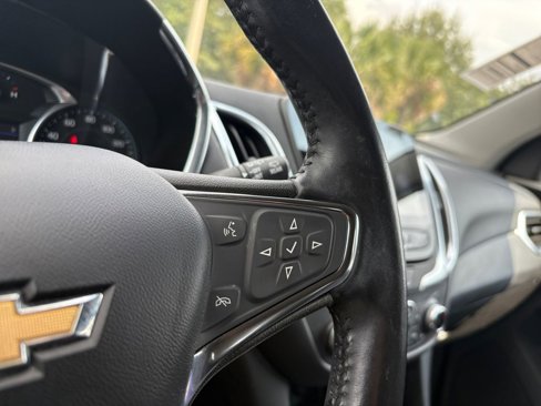 Used 2021 Chevrolet Equinox LT image 17