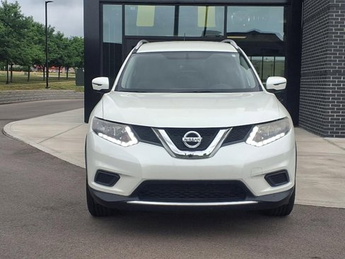 Used 2016 Nissan Rogue SV w/ SV Premium Package image 7