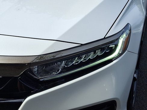 Used 2019 Honda Accord Sport image 9