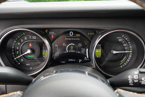 Used 2021 Jeep Wrangler Unlimited Sahara image 26