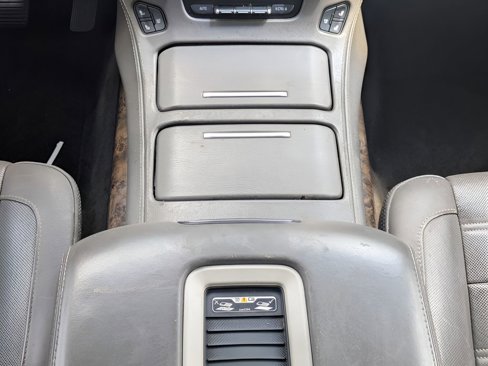 Used 2016 GMC Yukon Denali w/ Open Road Package image 21