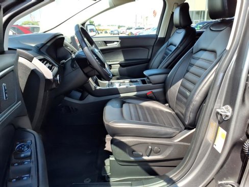Used 2023 Ford Edge SEL image 11