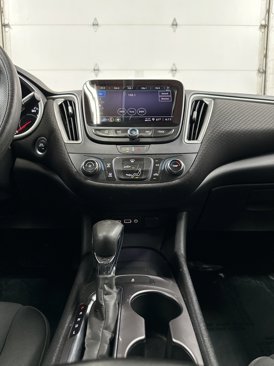 Used 2023 Chevrolet Malibu LS image 24