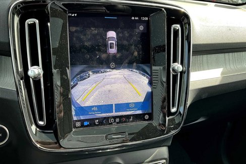 Used 2023 Volvo XC40 B5 Plus w/ Driver Assist Package image 27