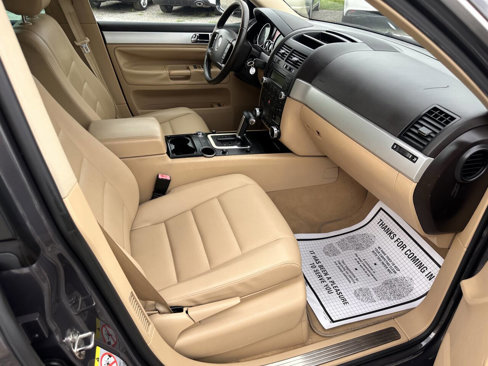 Used 2008 Volkswagen Touareg V6 image 15