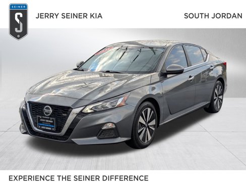 Used 2021 Nissan Altima 2.5 SV image 1