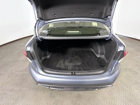 Used 2022 Toyota Corolla SE image 12