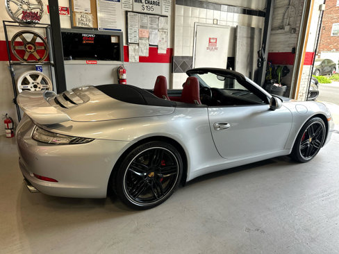 Used 2015 Porsche 911 Carrera image 8