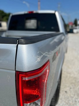 Used 2016 Ford F150 Lariat w/ Trailer Tow Package image 10