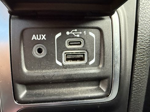 Certified 2021 Jeep Wrangler Unlimited Sahara image 27