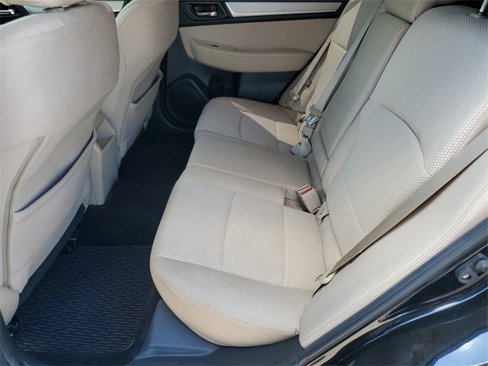 Used 2017 Subaru Outback 2.5i Premium image 23