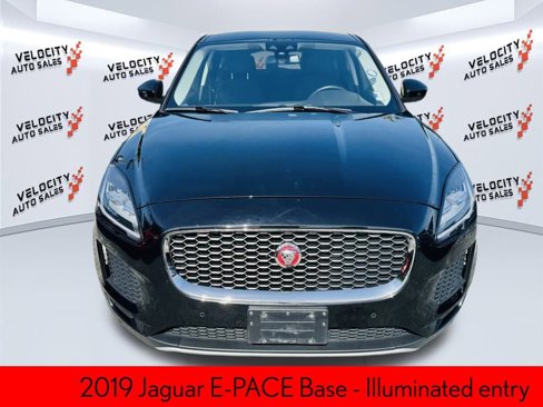 Used 2019 Jaguar E-PACE image 8