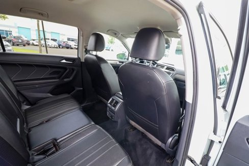 Used 2022 Volkswagen Tiguan SE image 47