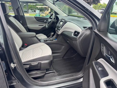 Used 2019 Chevrolet Equinox LS image 12