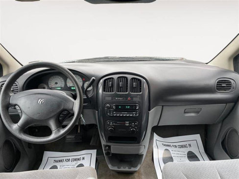 Used 2006 Dodge Caravan SXT image 10