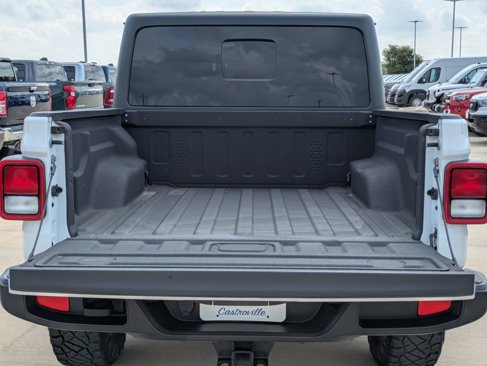 Used 2020 Jeep Gladiator Overland w/ Popular Equipment Package image 22