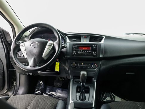 Used 2016 Nissan Sentra S image 17