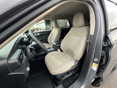 Used 2021 Ford Explorer 4WD image 18
