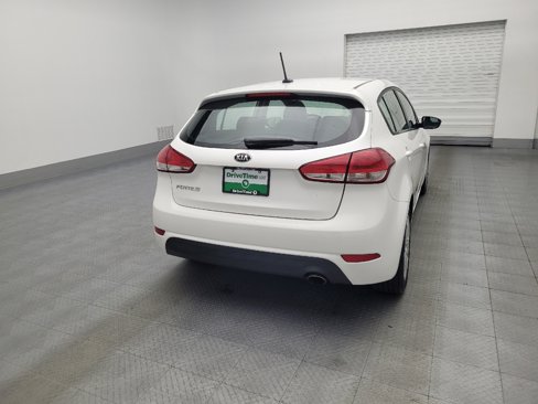 Used 2016 Kia Forte LX image 7