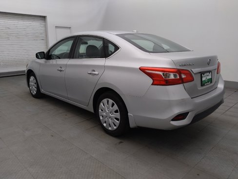 Used 2017 Nissan Sentra SV image 3