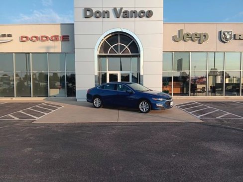 Used 2023 Chevrolet Malibu LT image 1