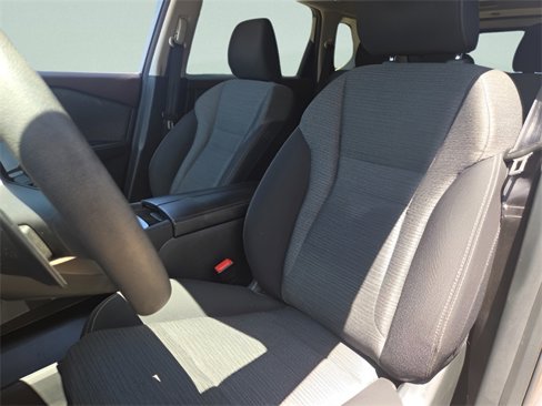Used 2022 Nissan Rogue SV image 14